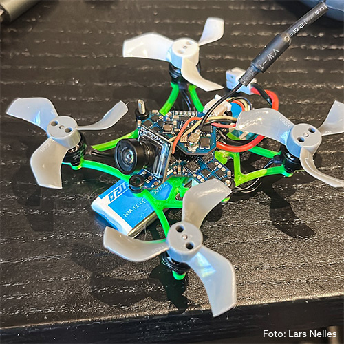 1S Mini Analog FPV Drohne von Lars Nelles