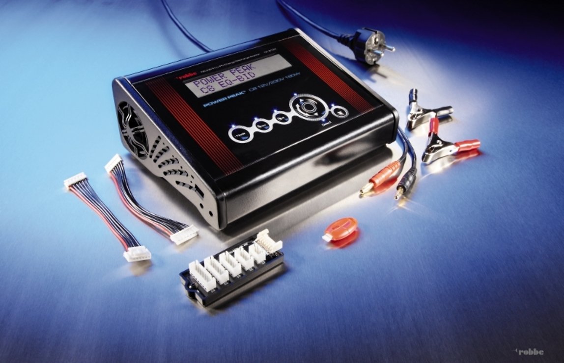 Multiplex POWER PEAK® C8 12V/230V 180W Ladegerät - Thumbnail 4