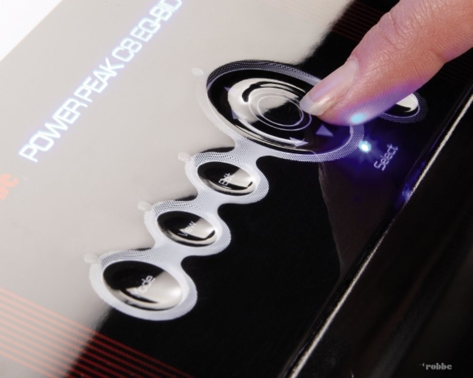 Multiplex POWER PEAK® C8 12V/230V 180W Ladegerät - Thumbnail 5