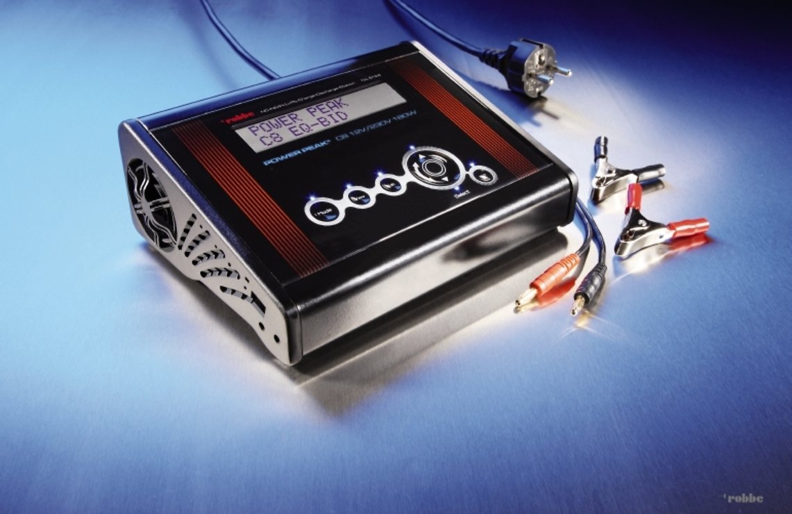 Multiplex POWER PEAK® C8 12V/230V 180W Ladegerät - Thumbnail 3