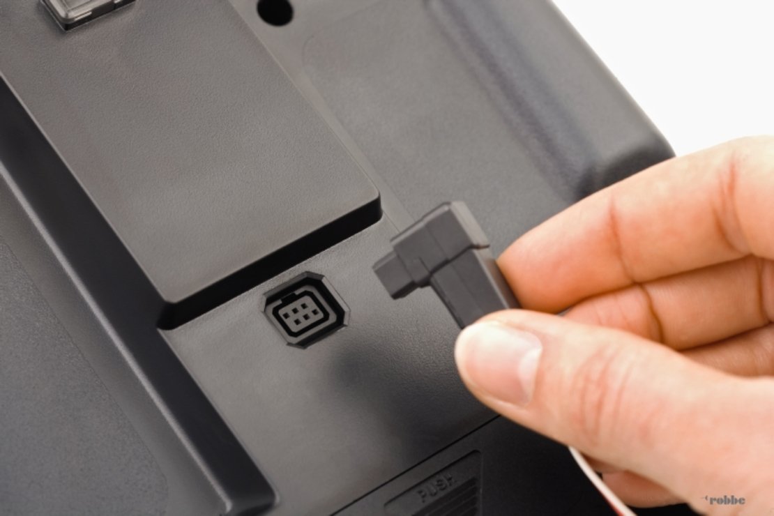 Futaba T7CP + R617FS 2.4GHz FASST - Thumbnail 5