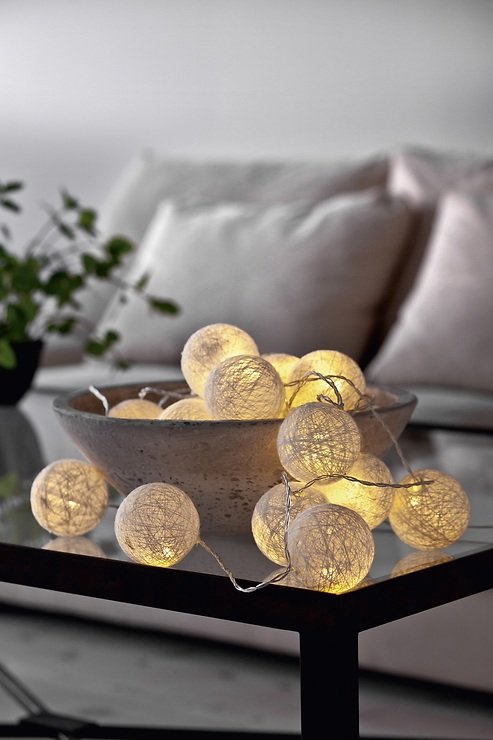 Sirius Lichterkette Bolette 20 LED 2,85 m Baumwollkugeln weiß - Thumbnail 3