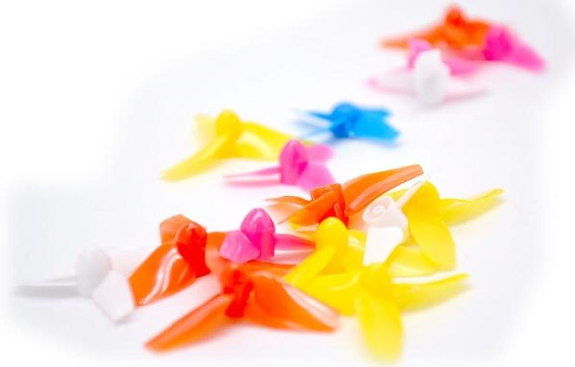 BETAFPV FPV Propeller 3 Blatt 31mm in pink für 65mm Frame - Thumbnail 3