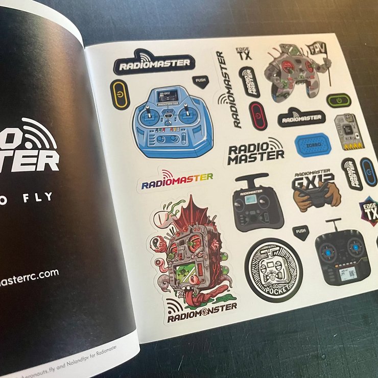 StickrZINE One FPV Folleto limitado de pegatinas de vinilo - Thumbnail 8