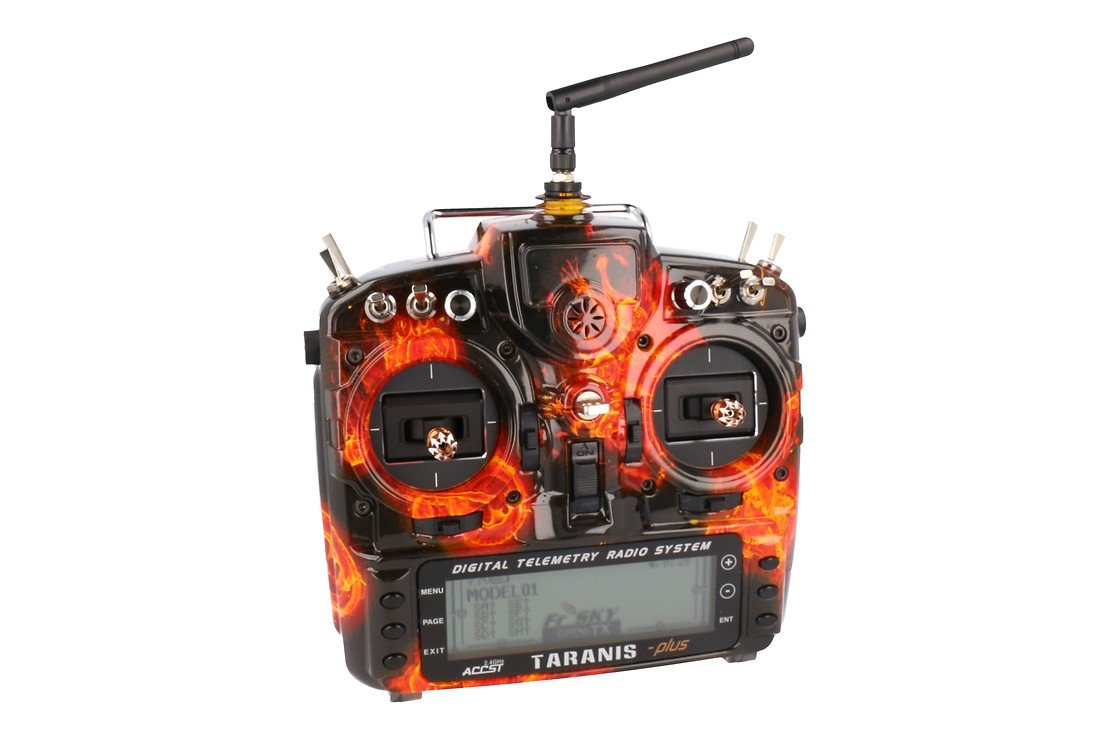 FrSky Taranis X9D Plus SPECIAL EDITION mit M9 Hall Sensor Gimbal + Blazing Skull + Soft Case - Thumbnail 1