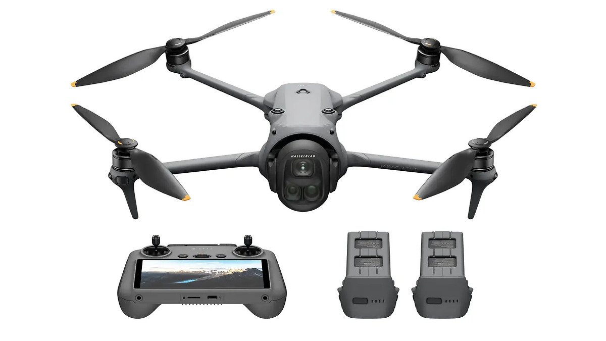 DJI Mavic 4 Pro Fly More Combo (DJI RC 2) - Thumbnail 1