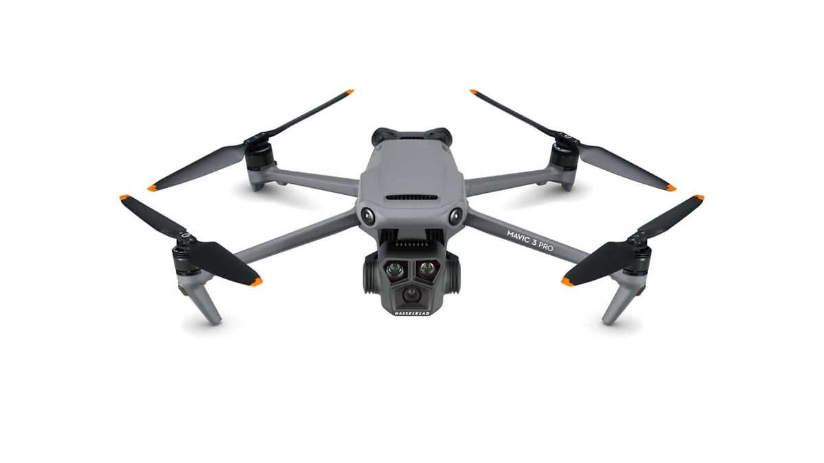 DJI Mavic 3 Pro Fly More Combo (DJI RC) - Thumbnail 6