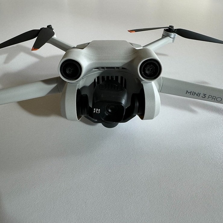 DJI Mini 3 Pro Drohne Refurbished - Thumbnail 3