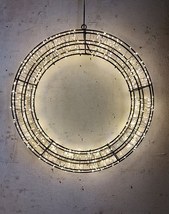 Christmas United LED wreath outdoor warm white 600 LED 40 cm metal black - Thumbnail 1