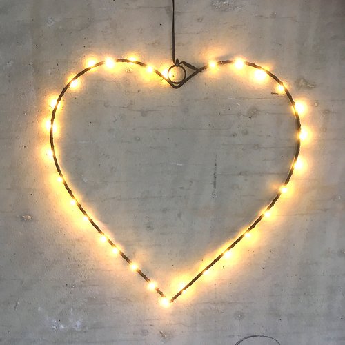 Lights4Christmas LED Herz medium 60 LED 45 cm schwarz außen