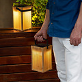 Newgarden Okinawa LED Laterne Solar und Akku 24 cm Bambus Braun - Thumbnail 3