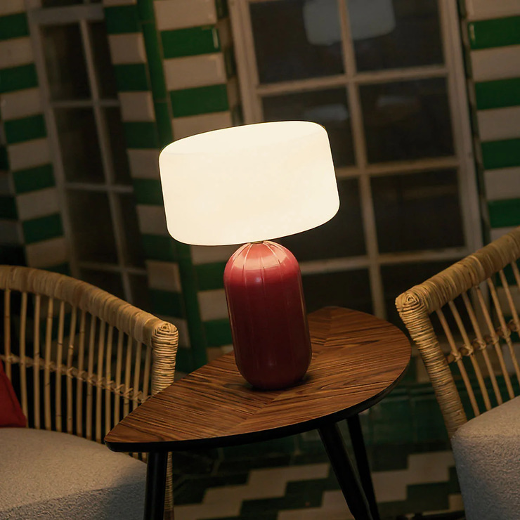 Newgarden Phoebe LED Tischlampe Solar und Akku 40 cm Bordeaux - Thumbnail 1