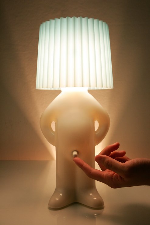 Propaganda Tischlampe Mr. P One Man Shy weiß/blau - Thumbnail 2