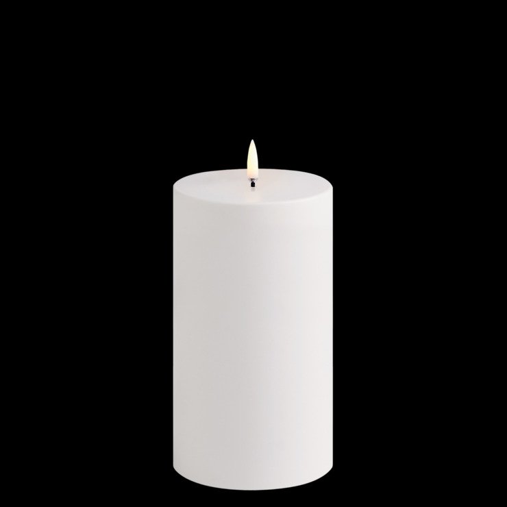 UYUNI Lighting LED Kerze PILLAR 10,1x17,8cm weiß außen - Pic 1