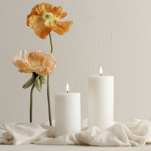 UYUNI Lighting LED candle PILLAR 10,1 x 25 cm white