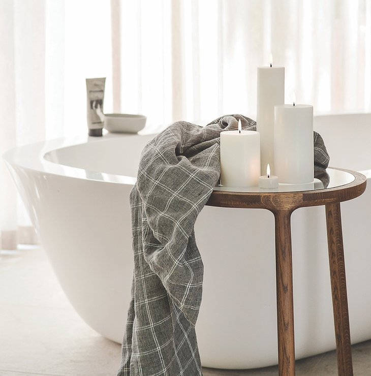 UYUNI Lighting LED Kerze PILLAR 7,8 x 20 cm weiß - Thumbnail 1