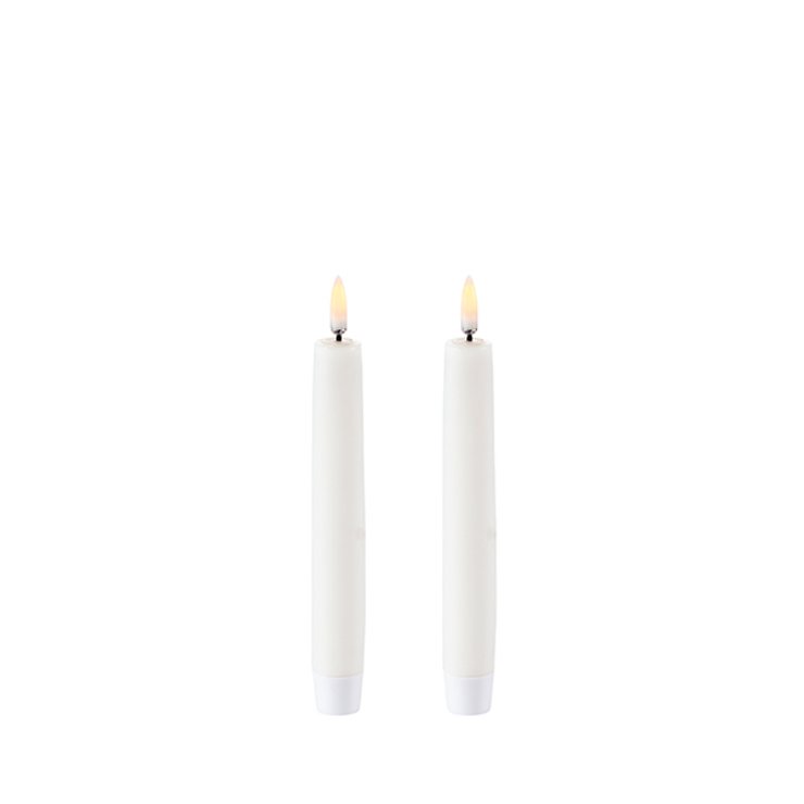 UYUNI Iluminación LED Velas de palo Juego de 2 velas cónicas de 2,3 x 15 cm blancas - Pic 1