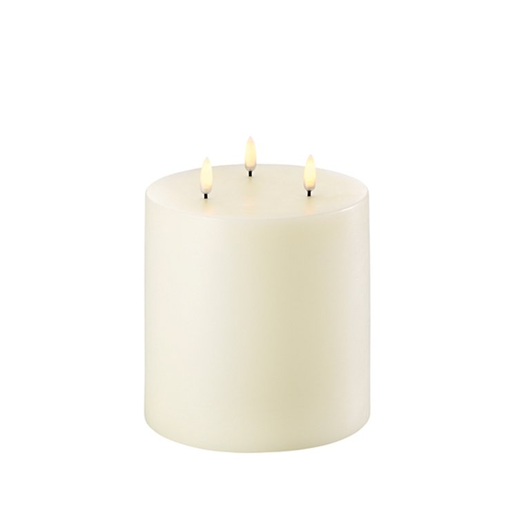 UYUNI Lighting LED candle PILLAR 3 flames 15 x 18 cm ivory - Pic 1