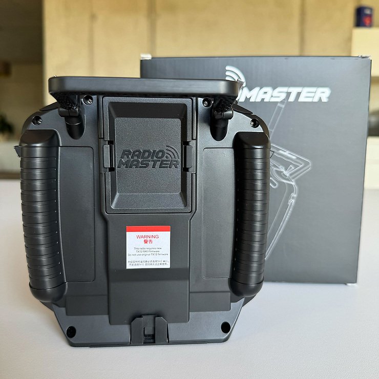 Radiomaster TX12 MKII Radio Controller RC Fernsteuerung CC2500 B-Ware - Thumbnail 2