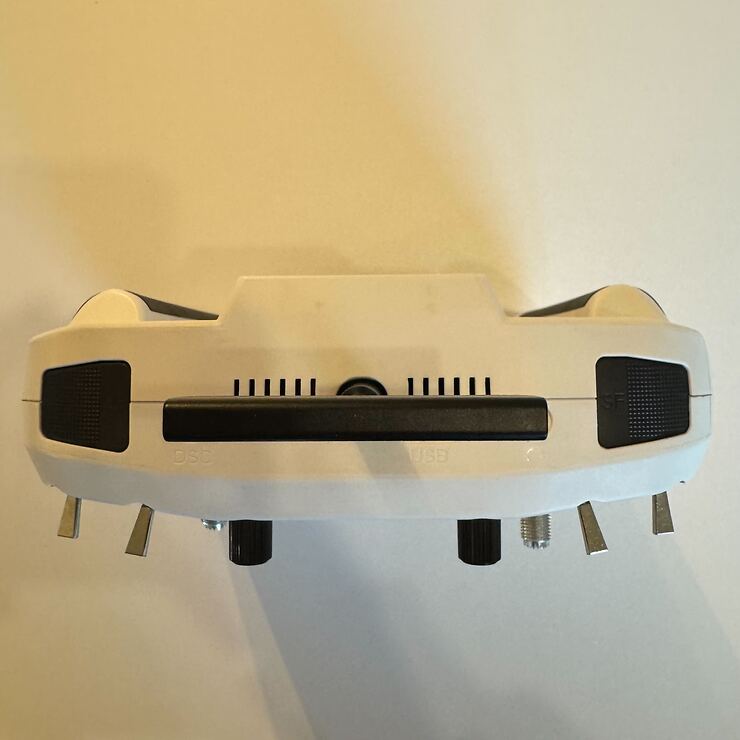 Radiomaster BOXER CRUSH AG01 ELRS EU-LBT Fernsteuerung Frost White B-Ware - Thumbnail 3