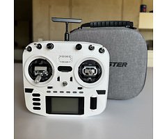 Radiomaster BOXER CRUSH AG01 ELRS EU-LBT Fernsteuerung Frost White B-Ware