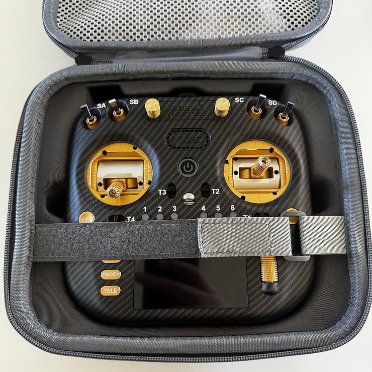 Radiomaster TX15 MAX ELRS FPV Fernsteuerung Black Gold B-Ware - Thumbnail 2
