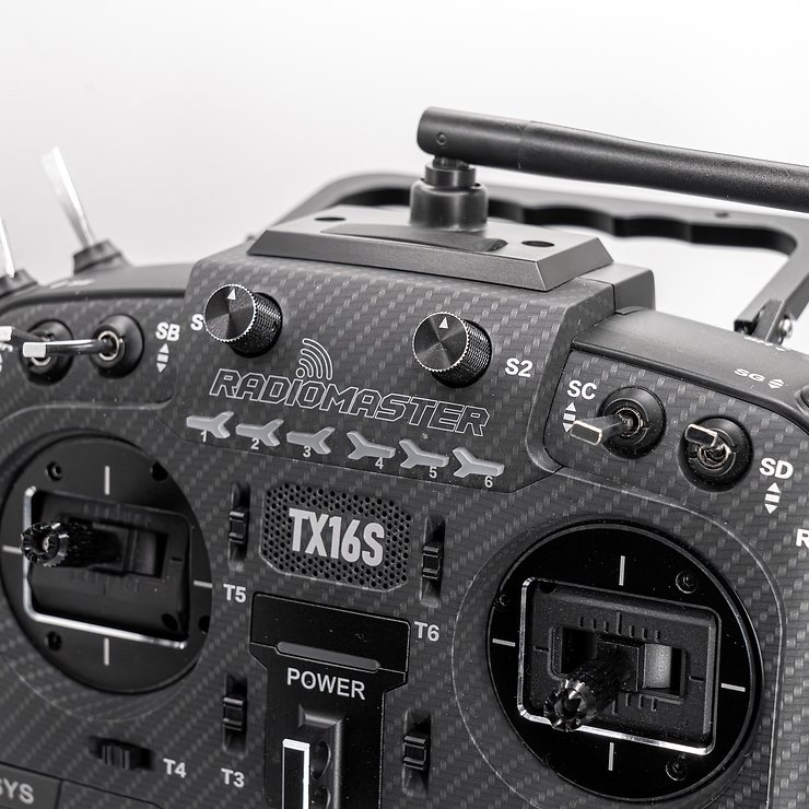 RadioMaster TX16S MKII MAX 2,4 GHz Hall Gimbals V4.0 Multiprotokoll 4in1 Fernsteuerung Black B-Ware - Thumbnail 3