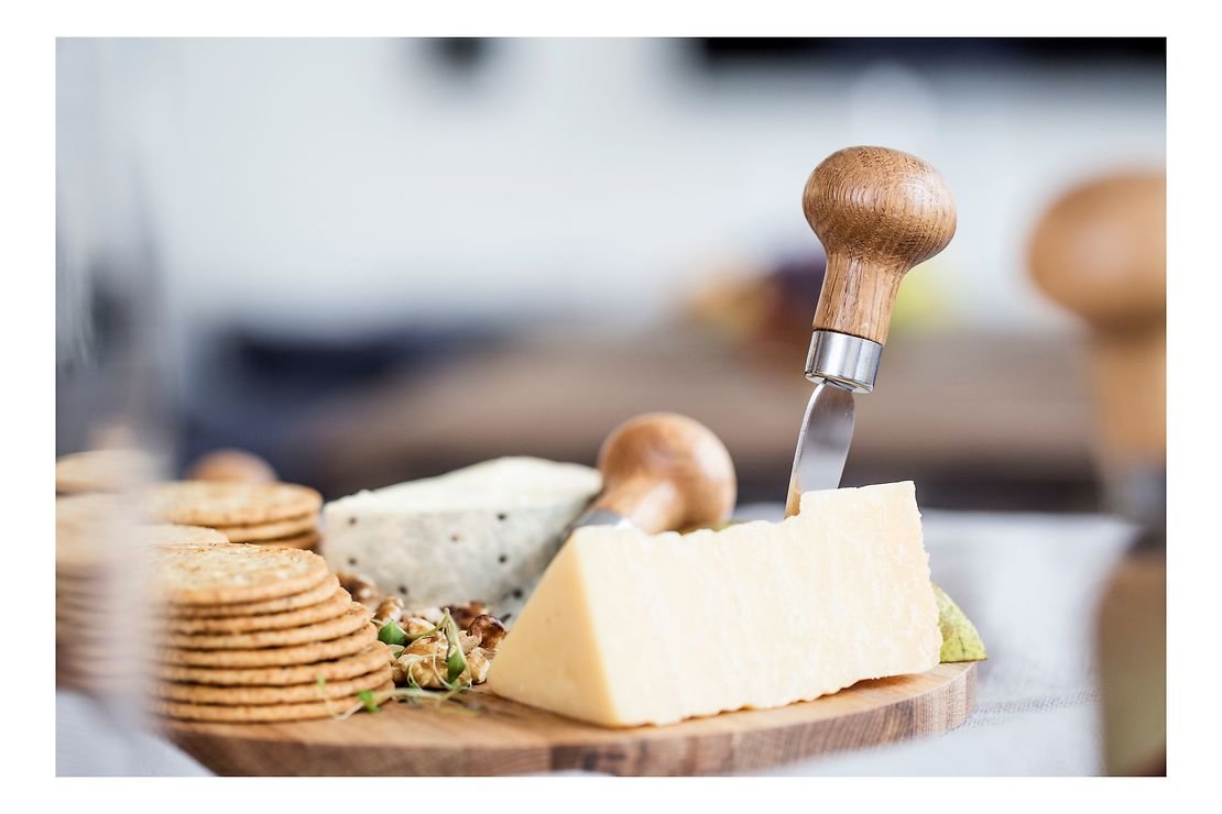 Sagaform Schneidebrett Oval Oak rund 32,5 cm - Thumbnail 2