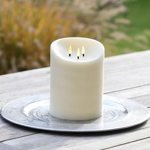 Elephant Candles LED świeca zewnętrzna z prawdziwego wosku 15x20 cm 3-knotowa kremowa 