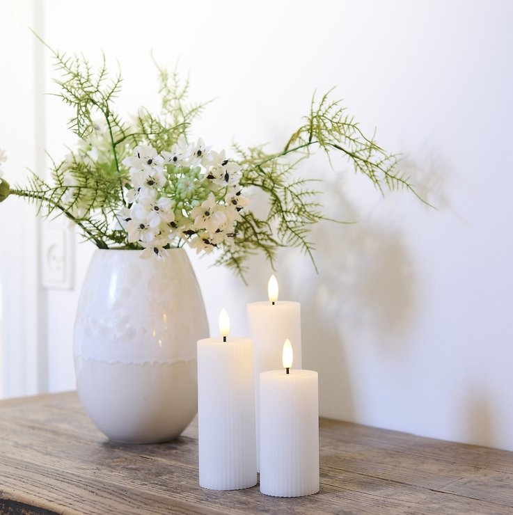 Sirius LED Bougie Smilla Set de 3 bougies rechargeables 5 x / 10 / 15 / 20 cm blanc - Thumbnail 1