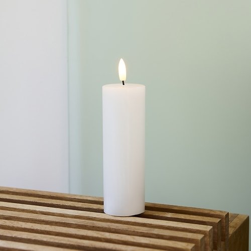 Świeca LED Sirius Sille 5x15cm z możliwością ładowania, biała