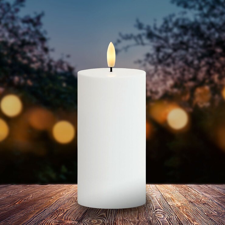 Świeca LED Sirius Sille Solar 7,5 x 15 cm biała - Thumbnail 1