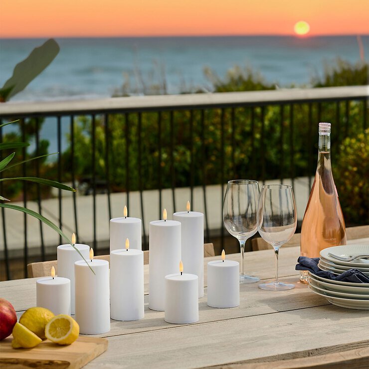 Świeca LED Sirius Sille Solar 7,5 x 15 cm biała - Thumbnail 3