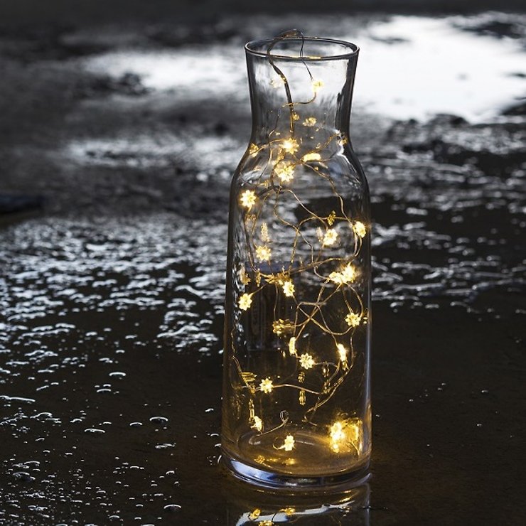 Chaîne lumineuse Sirius fonctionnant sur batterie Silke 40 LED fleurs d'intérieur 3,9m - Thumbnail 4