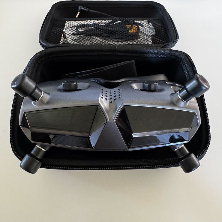 Walksnail Avatar FPV HD Goggles X B-Ware - Thumbnail 1